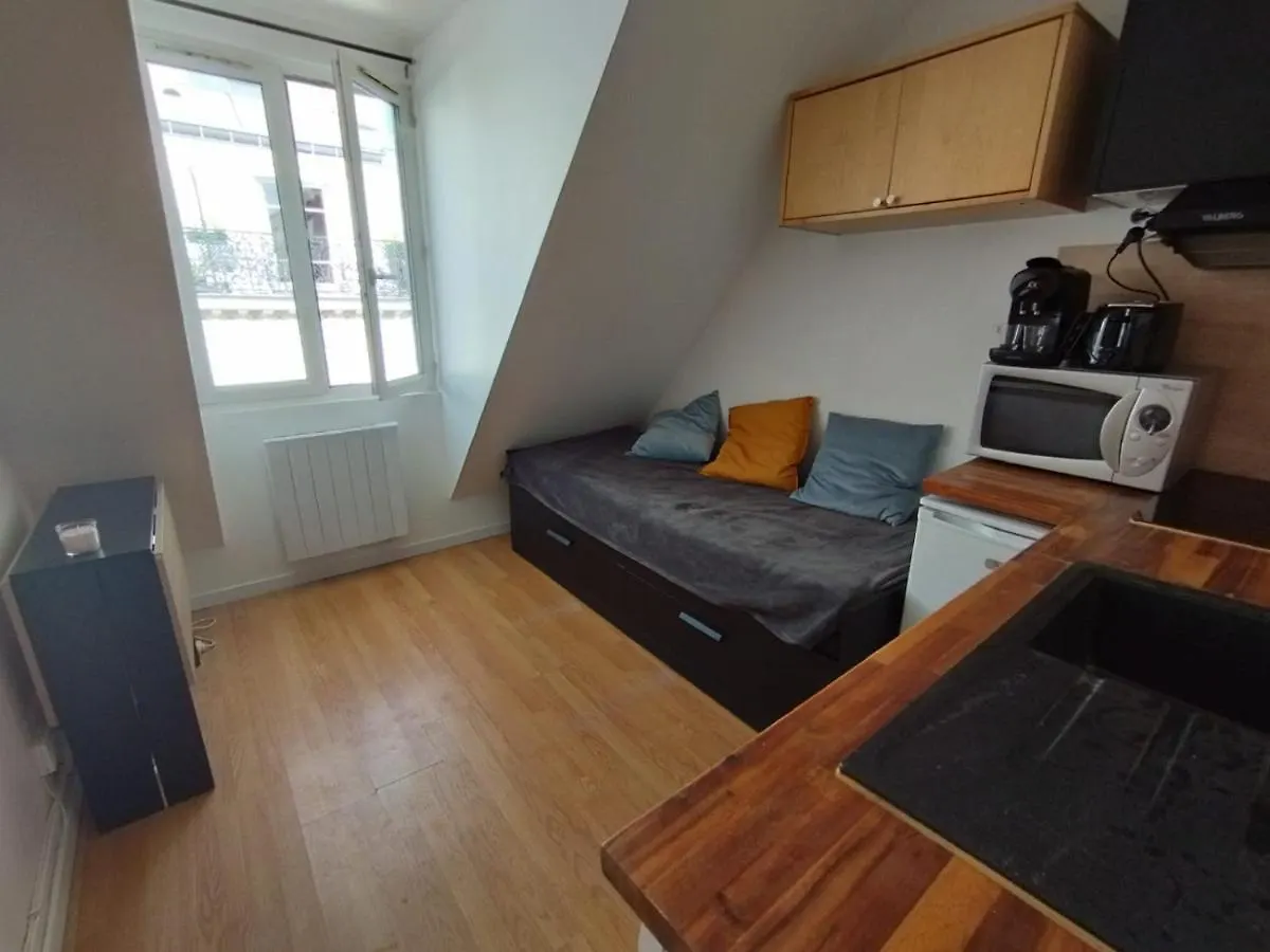 Cosy Studio Village Of Batignolles Paris 0*,  France